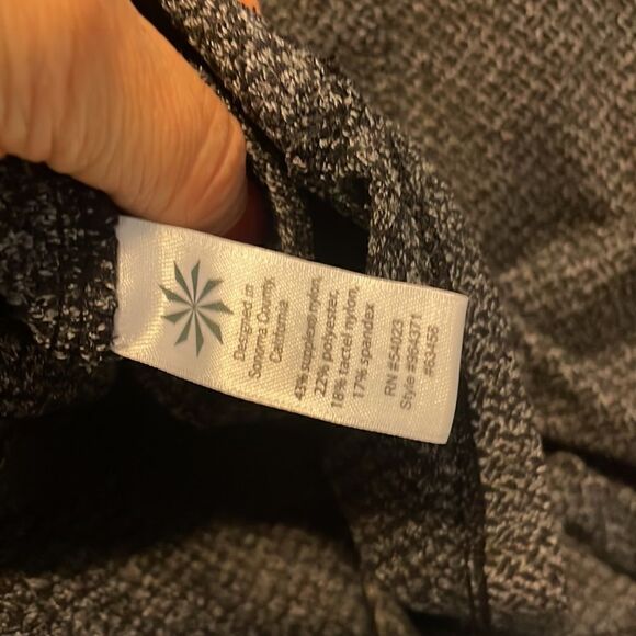 ATHLETA DARK GRAY AND BLACK DESIGN FULL ZIP LONG SLEEVE ATHLETIC JACKET - XS - Picture 12 of 12